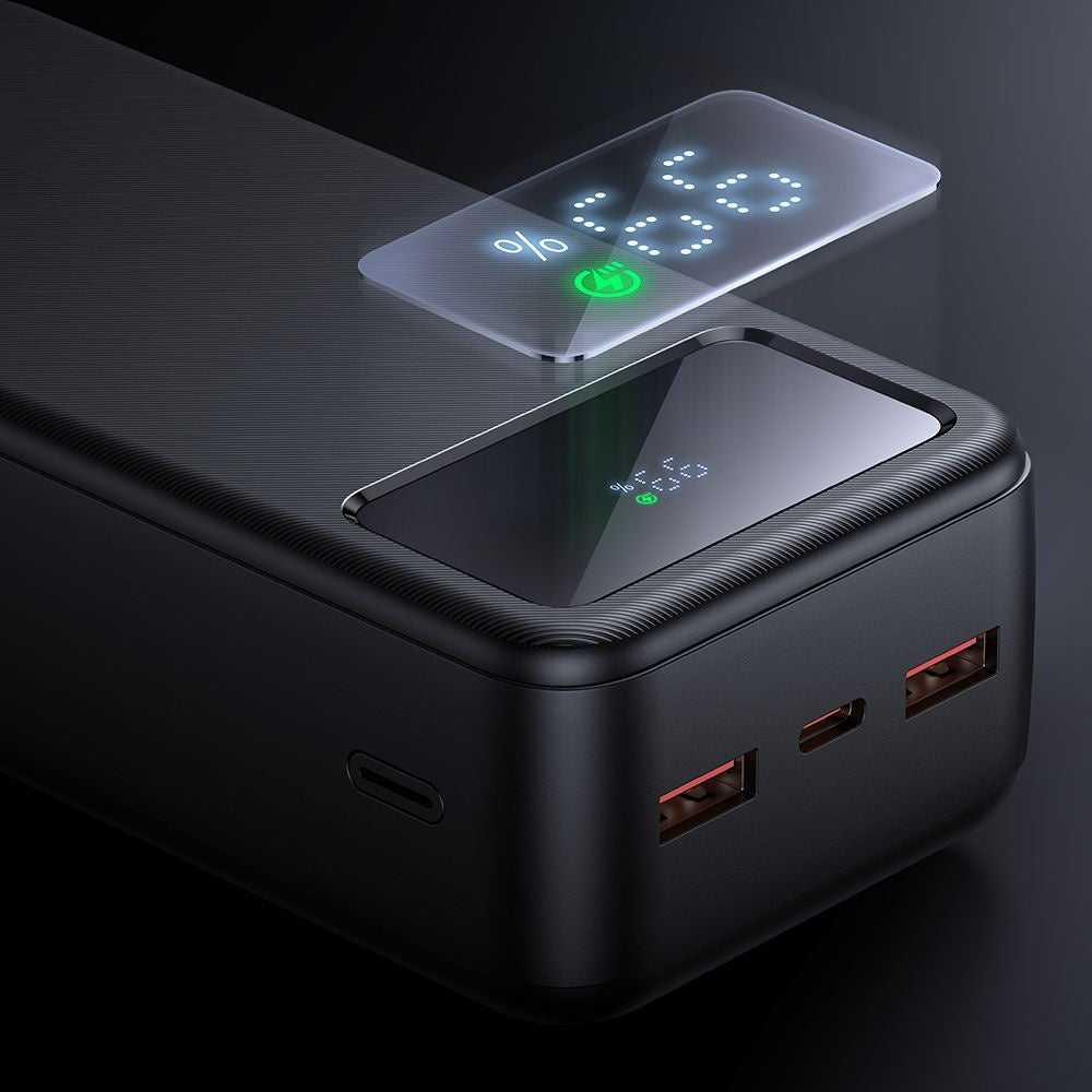 Externer Akku McDodo MC-4240, 30000mAh, 22.5W, QC + PD, 2 x USB-A - 1 x USB-C, Schwarz