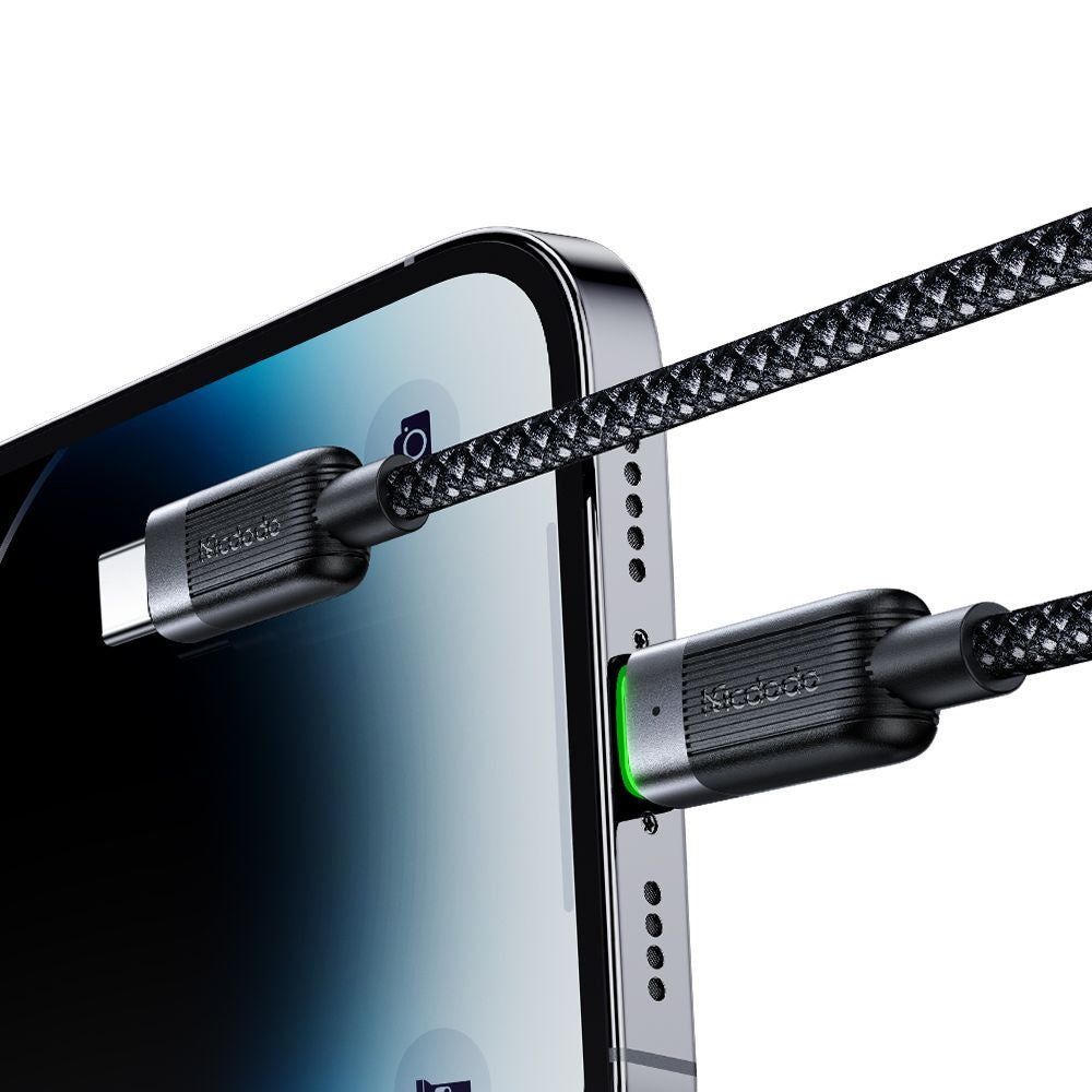 USB-C - Lightning McDodo CA-2010 Zelfoprollend Data- en Oplaadkabel, 36W, 1.2m, Zwart