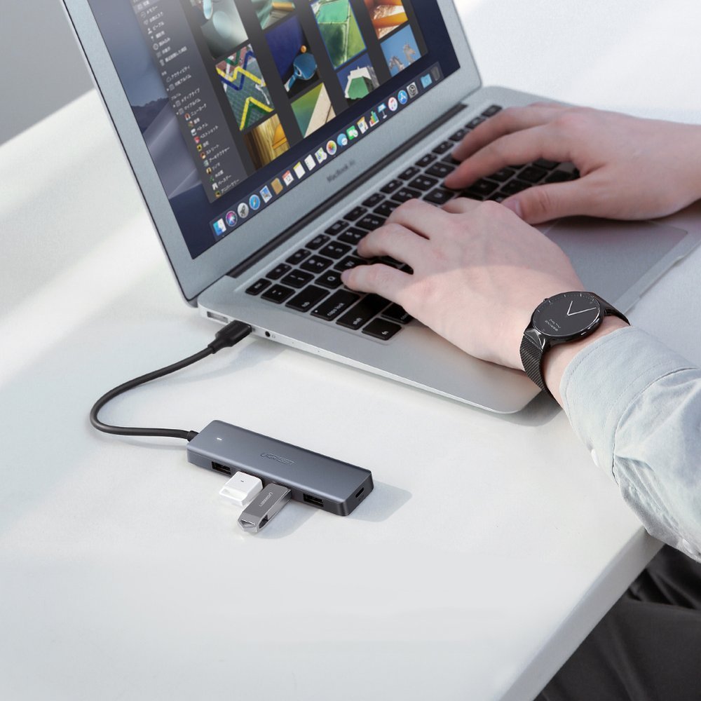 USB-C Hub UGREEN CM219, 4 x USB-A 3.0 - 1 x USB-C, Grau