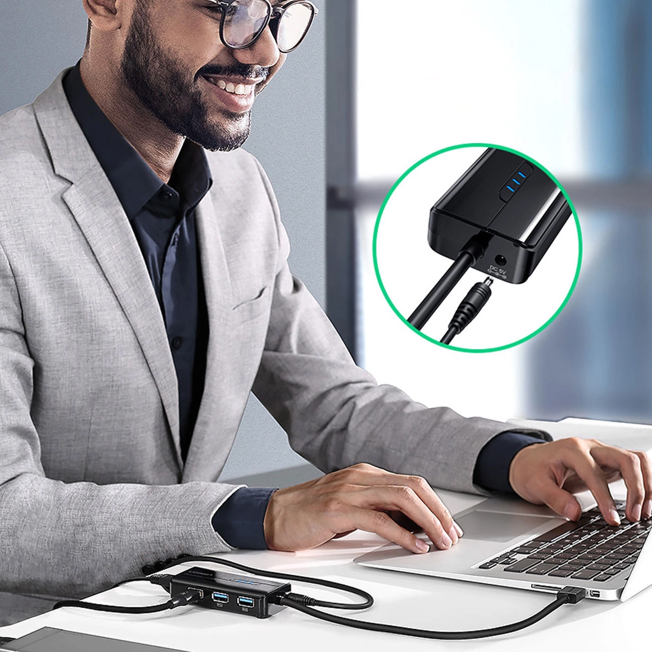 USB-Hub UGREEN 20265, 3 x USB-A 3.0 - 1 x RJ45, Schwarz