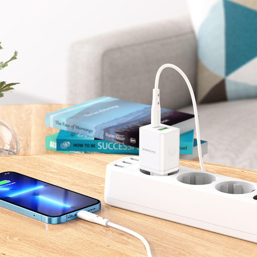 Chargeur réseau avec câble Lightning Borofone BN7, 20W, 3A, 1 x USB-A - 1 x USB-C, Blanc