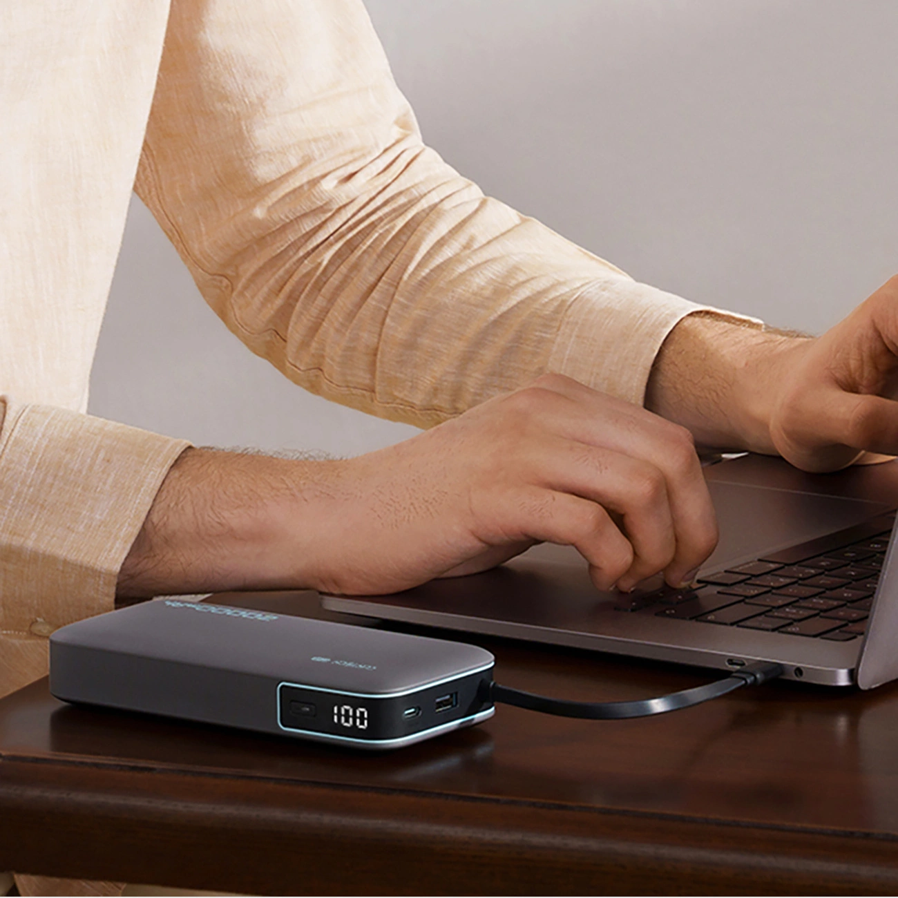 Externe Batterij Cuktech, 20000mAh, 55W, QC + PD, 1 x USB-A - 2 x USB-C, Grijs CUKP200NGLDG