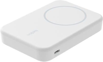 Draadloze Externe Batterij Belkin BoostCharge Pro met Kickstand, 8000mAh, 15W, FQI, 1 x QI - 1 x USB-C, Wit BPD007btWH