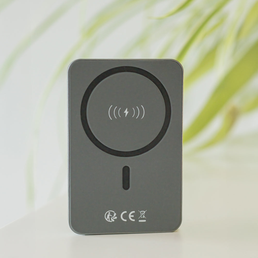 Forever MATB-200 Wireless External Battery, 5000mAh, 20W, PD + FQI, 1 x QI - 1 x USB-C, Black