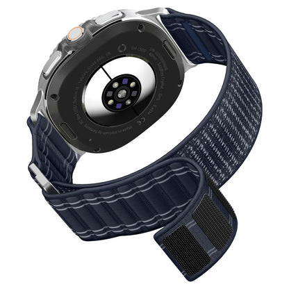 Spigen WBF0 Armband für Samsung Galaxy Watch8 / Watch8 Classic Series, Marineblau AMP10155