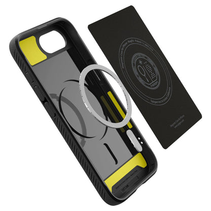 MagSafe hoesje voor Apple iPhone 17e / 16e, Spigen, Rugged Armor, Matzwart
