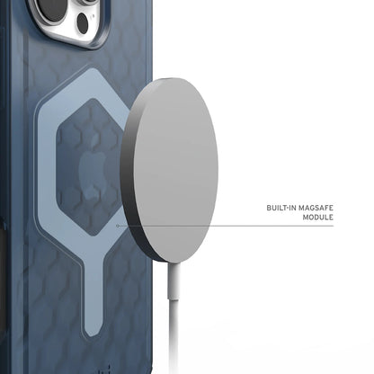 Coque MagSafe pour Apple iPhone 17 Pro Max, Urban Armor Gear, Essential Armor, Bleue