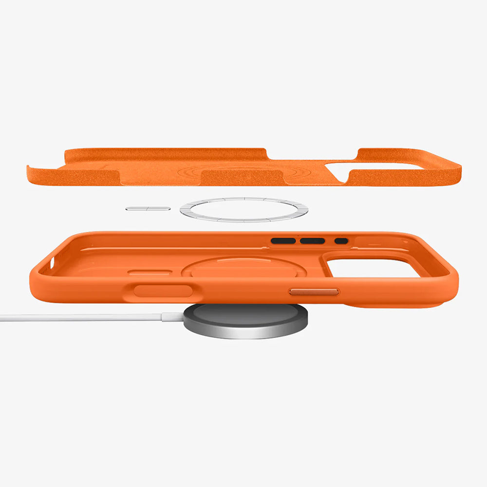MagSafe hoesje voor Apple iPhone 17 Pro, Spigen, Silicone Fit, Oranje ACS11379