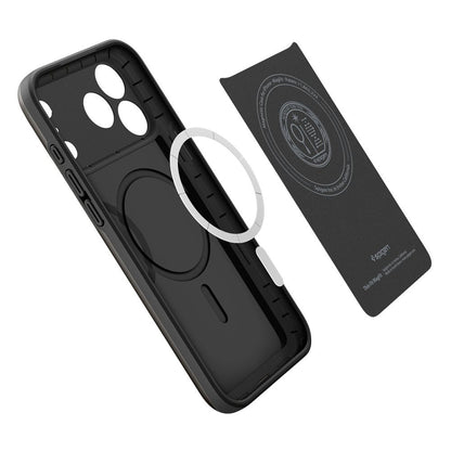 MagSafe hoesje voor Apple iPhone 17 Pro, Spigen, Thin Fit, Zwart