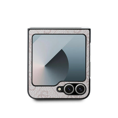 Hoes voor Samsung Galaxy Z Flip7 FE F761 / Z Flip6 F741, Guess, 4G Metalen Logo, Roze