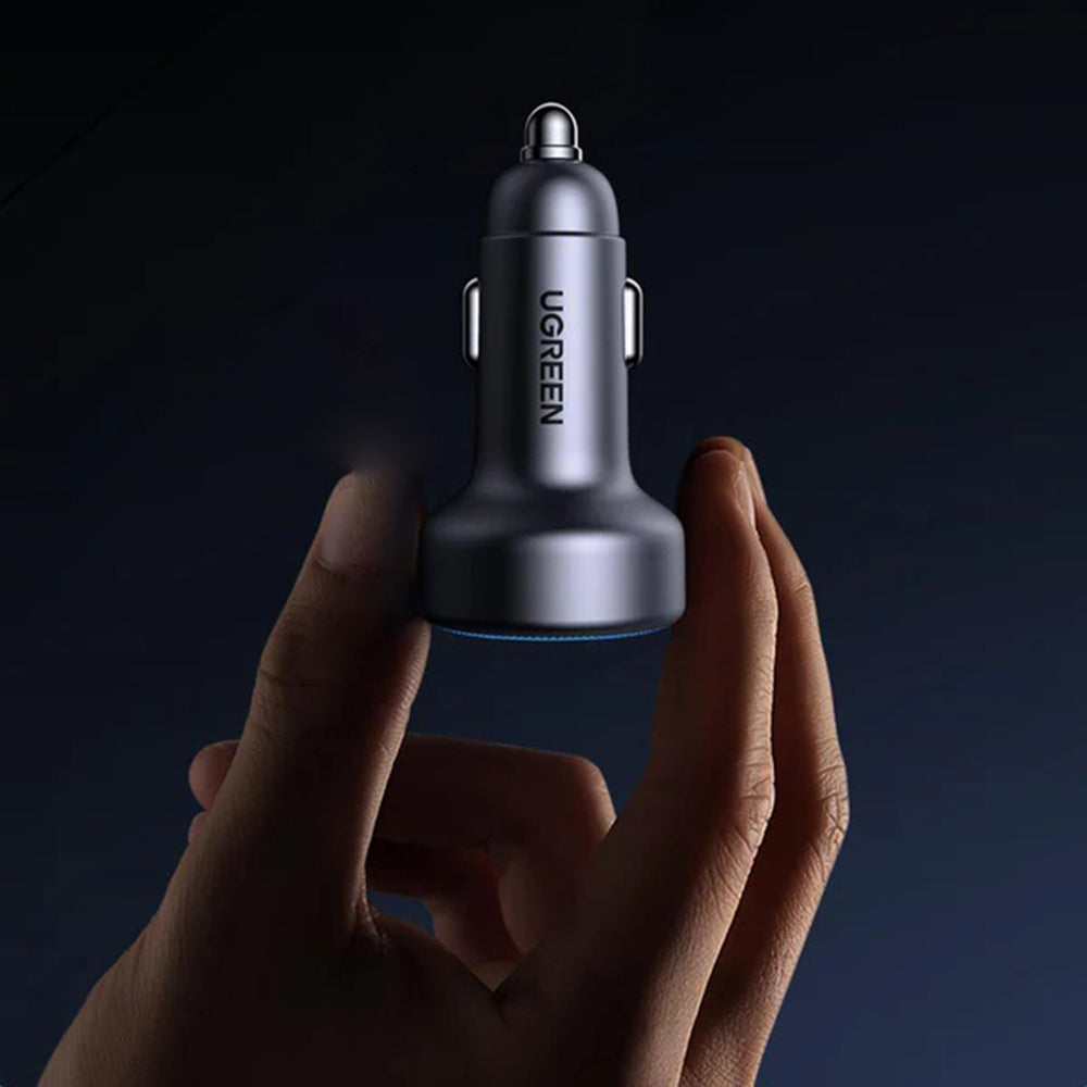 UGREEN EC307 Auto-oplader, 30W, 3A, 1 x USB-A - 2 x USB-C, Gri