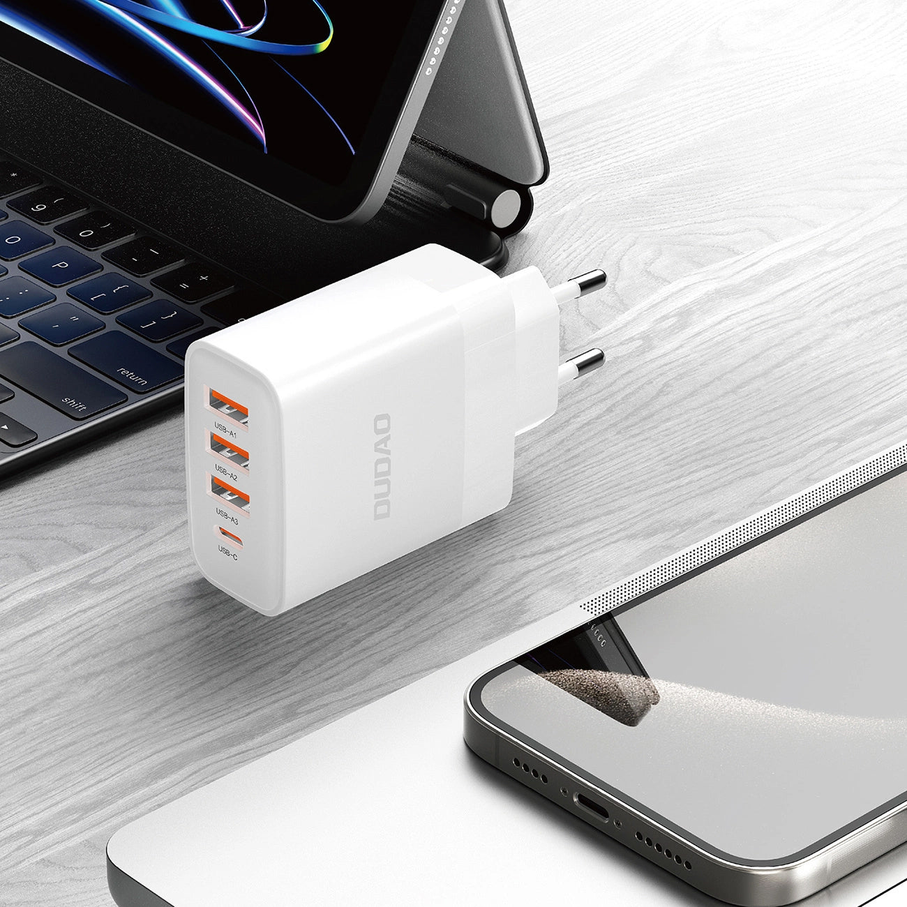 Netwerkoplader Dudao A5HEU, 20W, 3A, 1 x USB-C - 3 x USB-A, Wit 