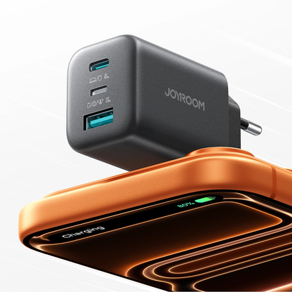 Joyroom Netzladegerät JR-TO1, 45W, 3A, 1 x Lightning - 1 x USB-A - 1 x USB-C, Schwarz