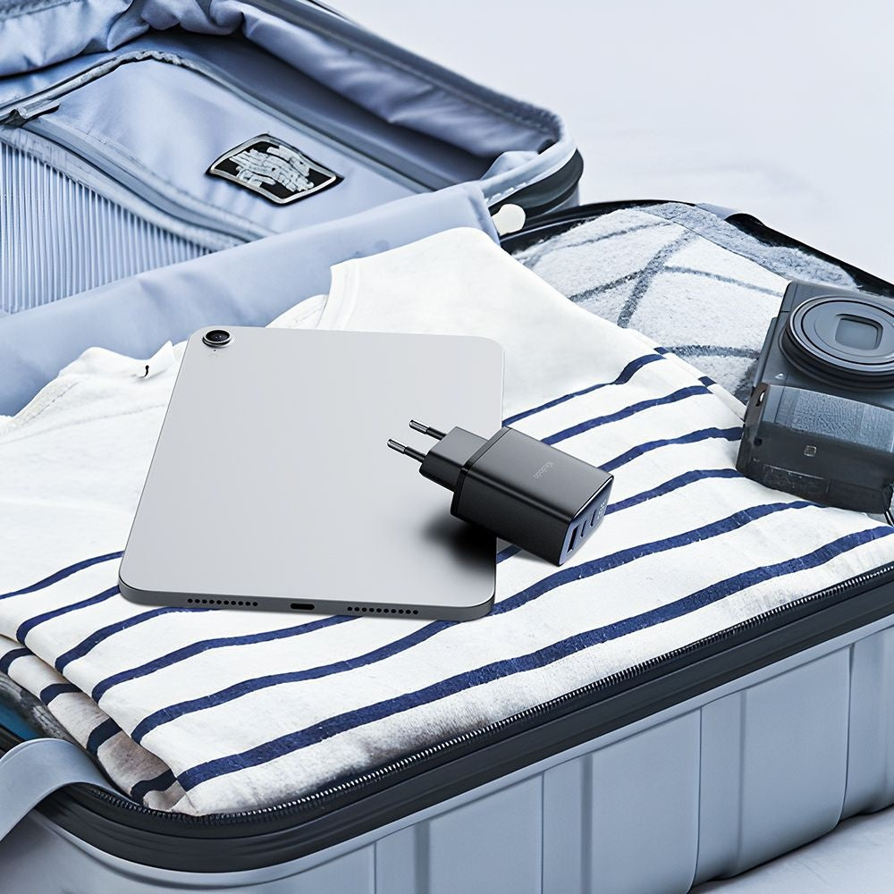 McDodo CH-2180 Netwerkoplader Display, 30W, 3A, 1 x USB-A - 2 x USB-C, Zwart