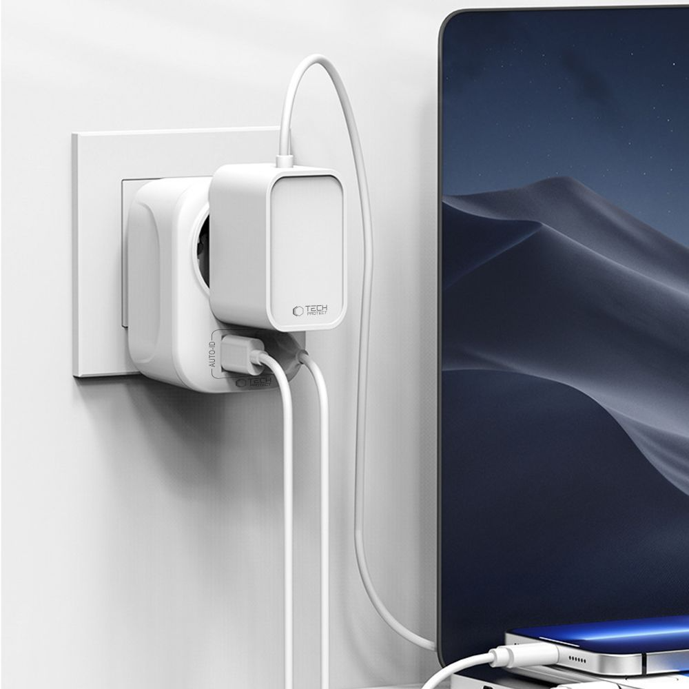 Chargeur Réseau Tech-Protect TA100 Travel UK, 20W, 3A, 1 x Schuko - 1 x USB-A - 1 x USB-C, Blanc